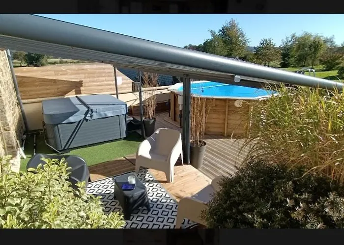 Le Petit Pied Du Bois *